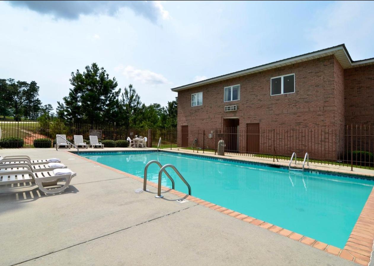 Americas Best Value Inn Wiggins Kültér fotó