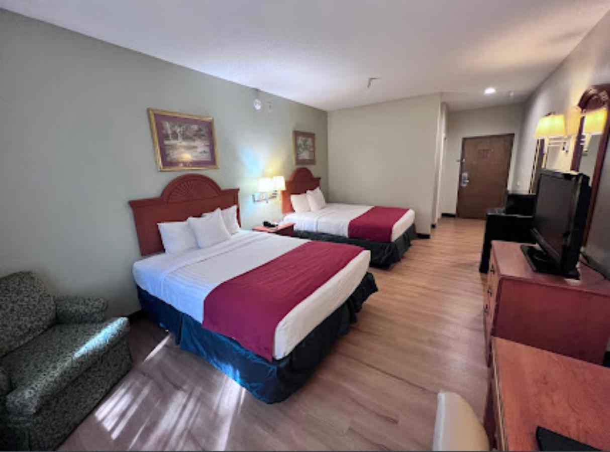 Americas Best Value Inn Wiggins Kültér fotó